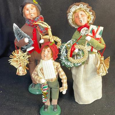 The Carolers By Byer’s Choice LTD