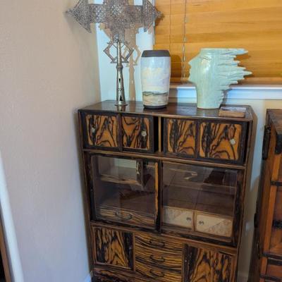 Sale Photo Thumbnail #4: Post-war Japanese pear-wood veneer Tansu chest!