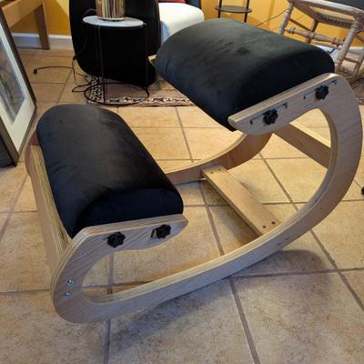 Sale Photo Thumbnail #44: Ecordesk ergonomic kneeling chair