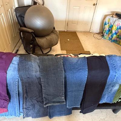 Sale Photo Thumbnail #112