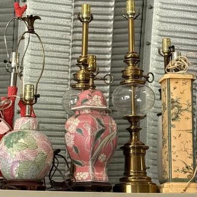 Collection of 6 Decorative Table Lamps – Brass, Porcelain, and Chinoiserie Styles