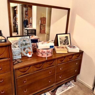 Sale Photo Thumbnail #24