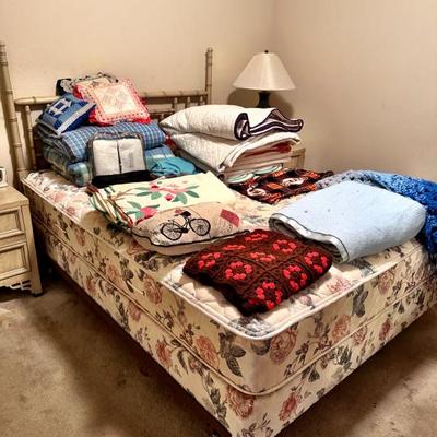 Sale Photo Thumbnail #50