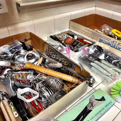 Sale Photo Thumbnail #11