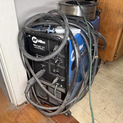 Sale Photo Thumbnail #193