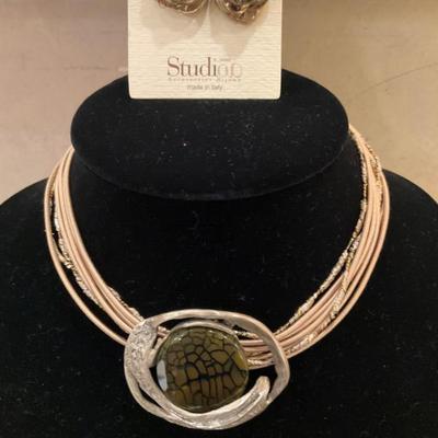 Sale Photo Thumbnail #80