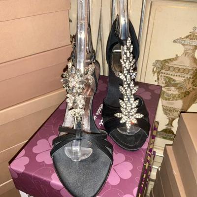 Sale Photo Thumbnail #3