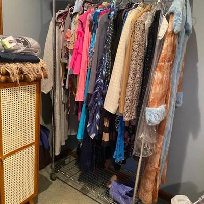 Sale Photo Thumbnail #37: Estate Sales By Olga in Cranford, NJ