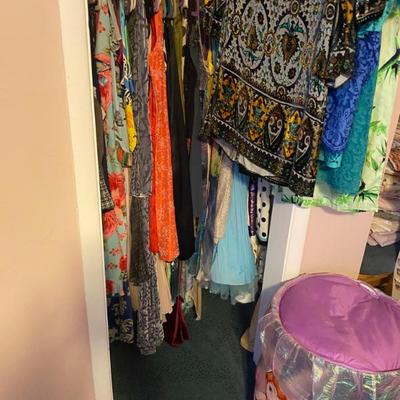 Sale Photo Thumbnail #65: Estate Sales By Olga in Cranford, NJ