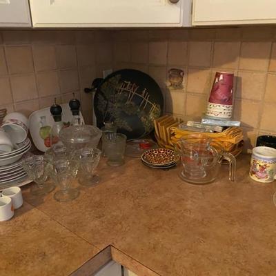 Sale Photo Thumbnail #30: Estate Sales By Olga in Cranford, NJ