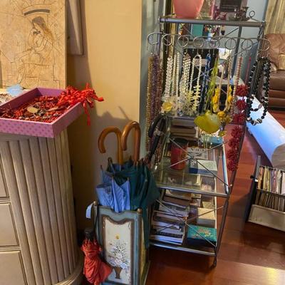 Sale Photo Thumbnail #21: Estate Sales By Olga in Cranford, NJ