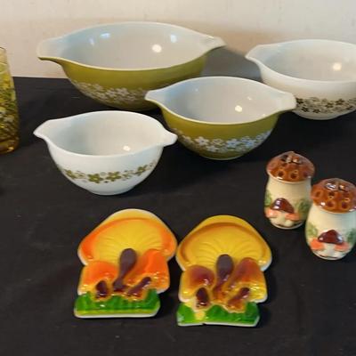 Vintage Pyrex Bowl Set w/ Vintage Glasses, Salt and Pepper Shakers, Wall decor