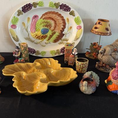 Autumn / Thanksgiving Themed Home Decor 12 Piece