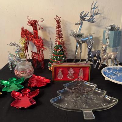 Christmas Decor Variety Lot! 20 Pieces