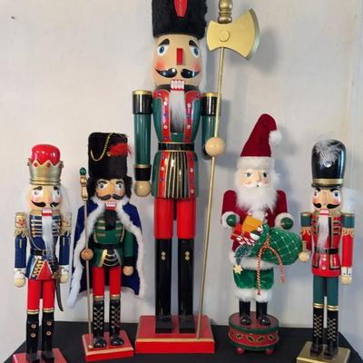 Extra Tall Christmas Wooden Nutcrackers (lot of 5) 1 Is Musical