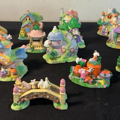 Hoppy Hollow Jellybean Junction Easter Village Collection (20 Piece)