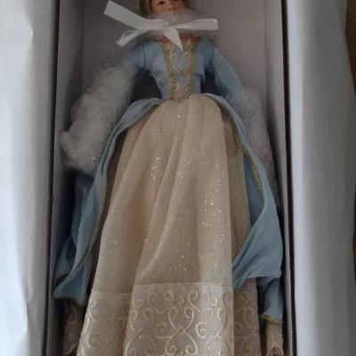 Ashton-Drake Galleries 18" "Angel Of Peace" IN BOX