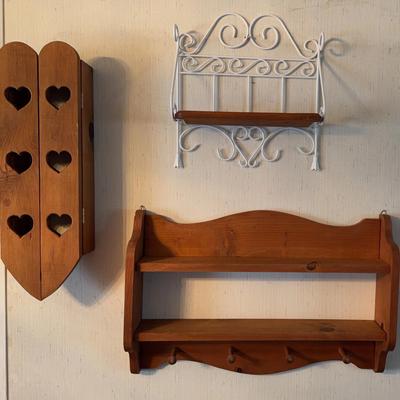 Lot 3 Wall Shelves