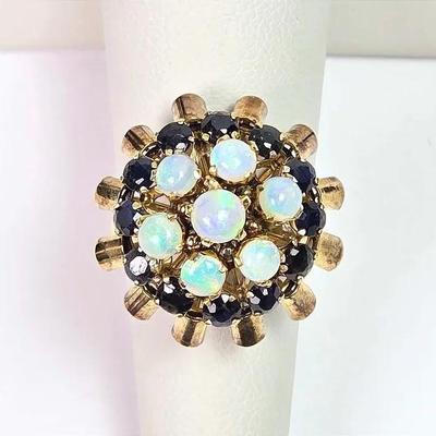 18K Gold Opal & Sapphire Ring - Size 5.5