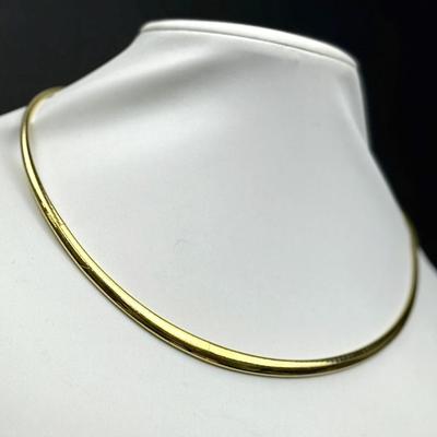 14K Gold Tapered Omega Necklace - 16.25"