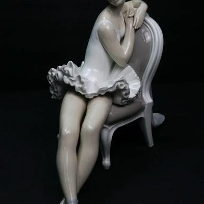 Lladro Ballerina Sitting On A Chair Figurine 4847 - 10” Tall