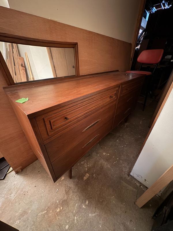 Sale Photo Thumbnail #15