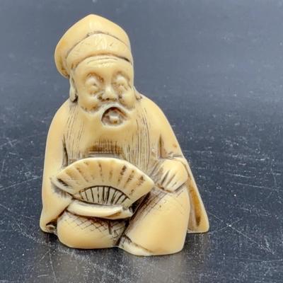 Antique Japanese Netsuke Carved Figurine