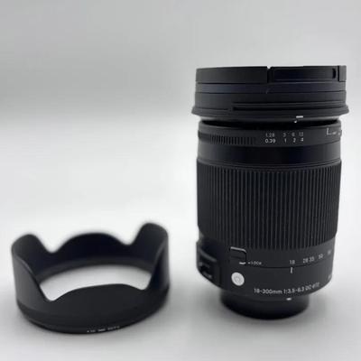 Sigma 18-300mm F3.5-6.3 Contemporary DC Lens
