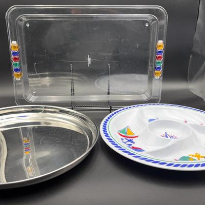 3 Serving Platters / Trays