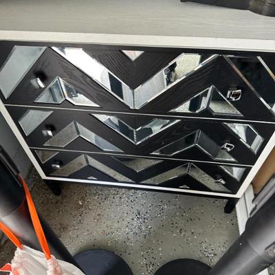 Sale Photo Thumbnail #26