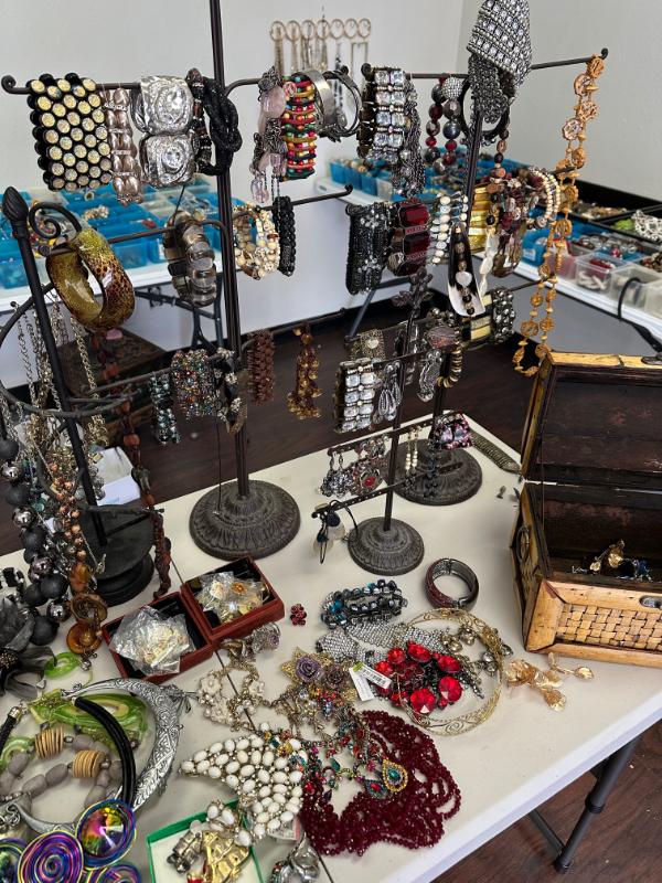 Sale Photo Thumbnail #5