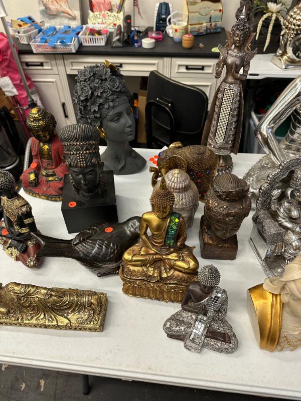 Sale Photo Thumbnail #16