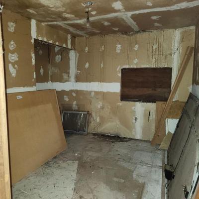 Sale Photo Thumbnail #33