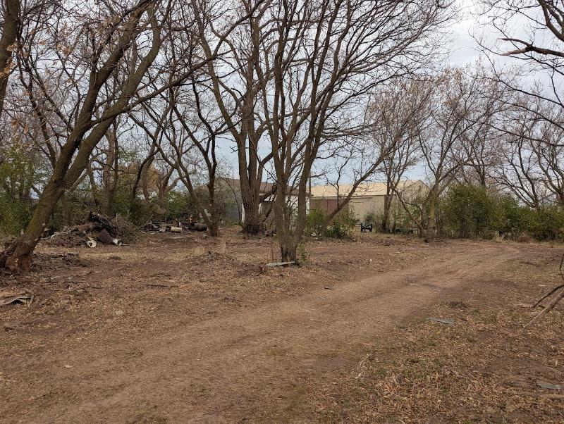 Sale Photo Thumbnail #44