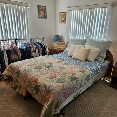 Sale Photo Thumbnail #82