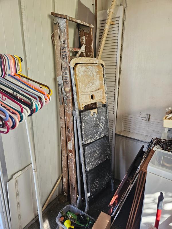 Sale Photo Thumbnail #165