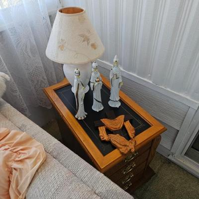 Sale Photo Thumbnail #137