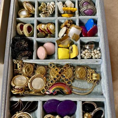 Sale Photo Thumbnail #225