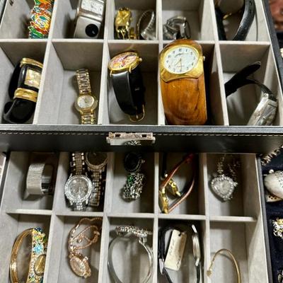 Sale Photo Thumbnail #223