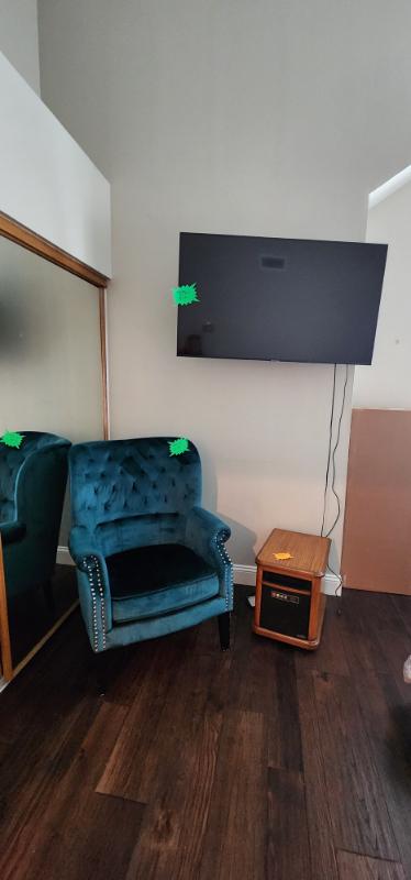 Sale Photo Thumbnail #50