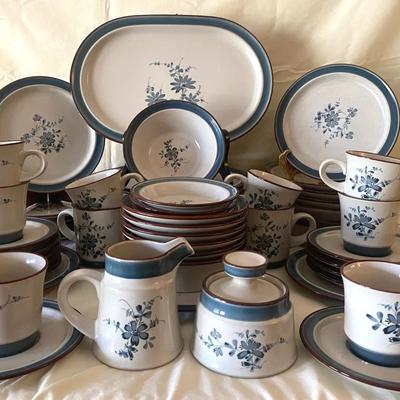 NORITAKE Stoneware China