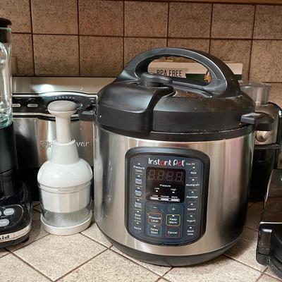 Instant Pot And Appliances 