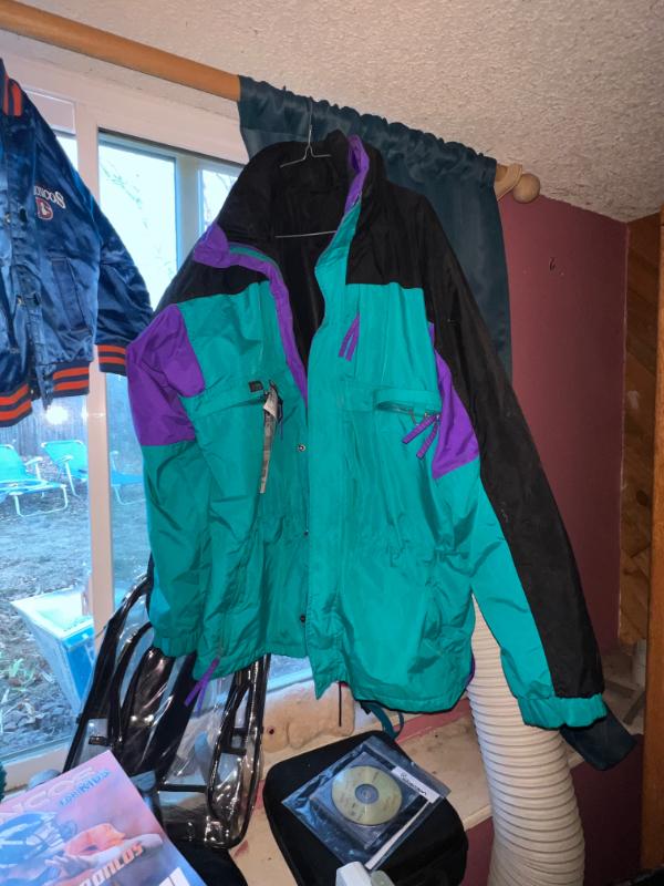 Sale Photo Thumbnail #213