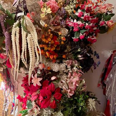 Sale Photo Thumbnail #65: Faux flowers 