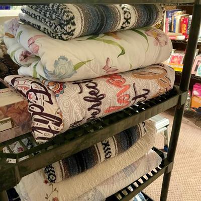 Sale Photo Thumbnail #15: Quilts 