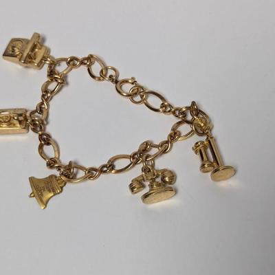 Sale Photo Thumbnail #557