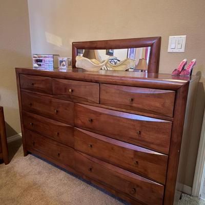 Sale Photo Thumbnail #70