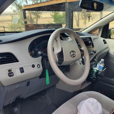 Sale Photo Thumbnail #192