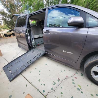 Sale Photo Thumbnail #186