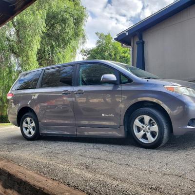 Sale Photo Thumbnail #187